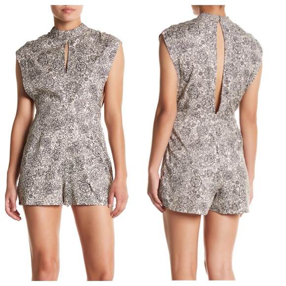 Amuse Society Other - Amuse Society Golden Haze Print Romper